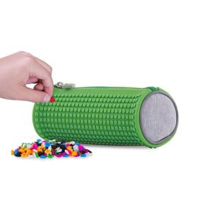 Opakowanie Okrągły piórnik na suwak z zielonym panelem