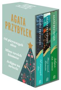 Pakiet: Od pierwszych słów/ Mimo twoich kłamstw/ Jedyna na świecie. Autor: Agata Przybyłek. Multiszop.pl Okładka książki Pakiet: Od pierwszych słów/ Mimo twoich kłamstw/ Jedyna na świecie