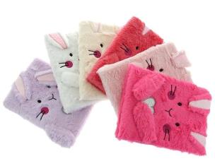 Opakowanie Pamiętnik A5 w okładce pluszowej z królikiem