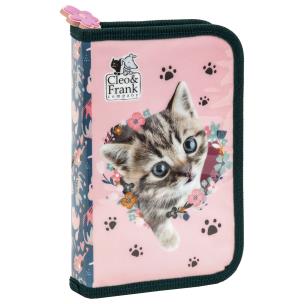 Piórnik 1-komorowy z wyposażeniem Cleo i Frank 41 kot. Wydawca: Derform. Multiszop.pl Opakowanie Piórnik 1-komorowy z wyposażeniem Cleo i Frank 41 kot