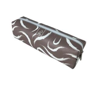 Piórnik prostokąt kostka Maziaje beż. Wydawca: Bee-bee. Multiszop.pl Opakowanie Piórnik prostokąt kostka Maziaje beż