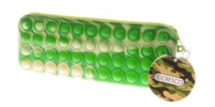 Piórnik szkolny silikonowy Moro zielony. Wydawca: CRESCO. Multiszop.pl Opakowanie Piórnik szkolny silikonowy Moro zielony