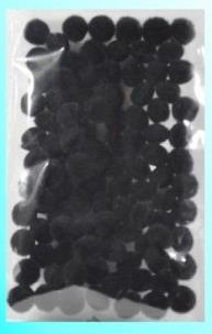 Opakowanie Pompony czarne 10mm 100szt