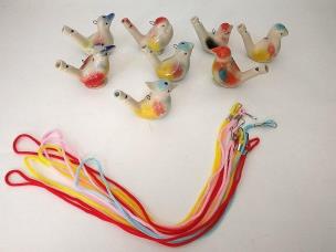 Opakowanie Ptaszek śpiewający ceramiczny z zawieszką MIX