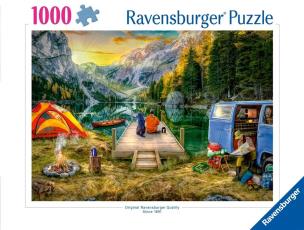 Puzzle 1000 Na kempingu. Wydawca: Ravensburger. Multiszop.pl Opakowanie Puzzle 1000 Na kempingu