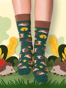 Skarpety jeże 35-38. Wydawca: Nadwyraz. Multiszop.pl Opakowanie Skarpety jeże 35-38