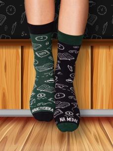 Skarpety nauczycielka 36-40. Wydawca: Nadwyraz. Multiszop.pl Opakowanie Skarpety nauczycielka 36-40