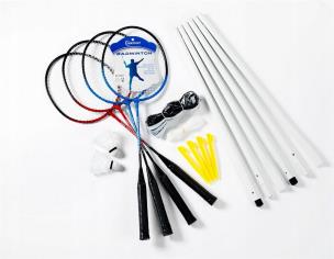 Sunsport Badminton Zestaw dla 4 osób z siatką i stelażem. Wydawca: Tactic. Multiszop.pl Opakowanie Sunsport Badminton Zestaw dla 4 osób z siatką i stelażem