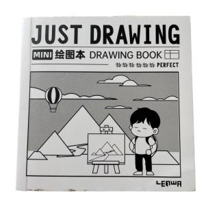 Opakowanie Szkicownik 100x100/80K Chłopiec w górach