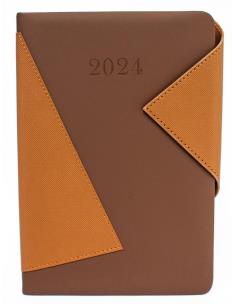 Opakowanie Terminarz 2024 dzienny A5 Trójkąty MIX