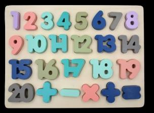 Układanka drewniana Cyfry. Wydawca: Bączek. Multiszop.pl Opakowanie Układanka drewniana Cyfry