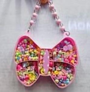 Opakowanie Zestaw koralików do nawlekania w kuferku