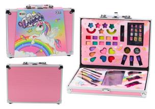 Opakowanie Zestaw piękności w różowej walizce