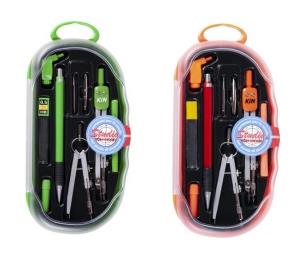 Zestaw z cyrklem 9 elementów. Wydawca: Koh-I-Noor. Multiszop.pl Opakowanie Zestaw z cyrklem 9 elementów