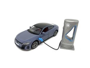 Opakowanie Audi RS E-Trin GT elektryczne szare