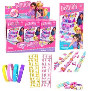 Bransoletki DIY zawieszki wzory litery. Wydawca: Leantoys. Multiszop.pl Opakowanie Bransoletki DIY zawieszki wzory litery