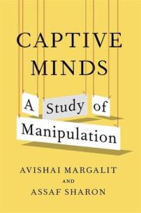 Okładka książki Captive Minds: A Study of Manipulation