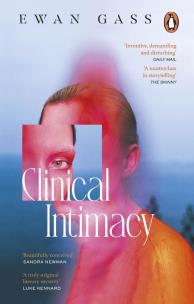 Clinical Intimacy wer. angielska. Autor: Ewan Gass. Multiszop.pl Okładka książki Clinical Intimacy wer. angielska
