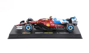 Opakowanie Ferrari Formula (With Helmet&Plastic Stand) 1:43