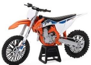 KTM 450 SX-F 2022 1:12. Wydawca: Daffi. Multiszop.pl Opakowanie KTM 450 SX-F 2022 1:12