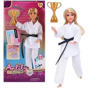 Lalka dziewczyna judo. Wydawca: Trifox. Multiszop.pl Opakowanie Lalka dziewczyna judo