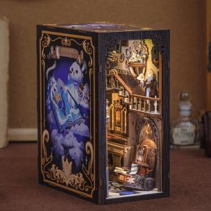Opakowanie Miniaturowy domek Book Nook Pracownia alchemika