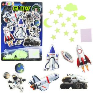 Naklejki fluorescencyjne na ścianę kosmos. Wydawca: Leantoys. Multiszop.pl Opakowanie Naklejki fluorescencyjne na ścianę kosmos