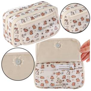 Piórnik przybornik kapibary biały 21cm. Wydawca: Leantoys. Multiszop.pl Opakowanie Piórnik przybornik kapibary biały 21cm