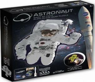 Puzzle 50 NASA Giant Astronaut. Wydawca: BRANDED.ŚLIWIŃSKI. Multiszop.pl Opakowanie Puzzle 50 NASA Giant Astronaut