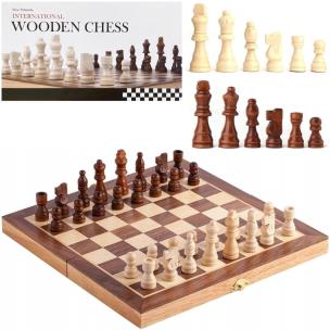 Szachy drewniane. Wydawca: Trifox. Multiszop.pl Opakowanie Szachy drewniane