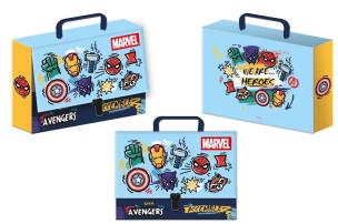 Teczka z rączką - walizeczka Avengers. Wydawca: Beniamin. Multiszop.pl Opakowanie Teczka z rączką - walizeczka Avengers
