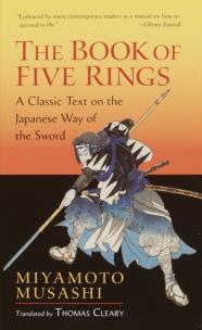 The Book of Five Rings. Autor: Miyamoto Musashi. Multiszop.pl Okładka książki The Book of Five Rings