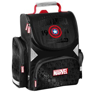 Tornister Capitan America AV25AV-525. Wydawca: Paso. Multiszop.pl Opakowanie Tornister Capitan America AV25AV-525