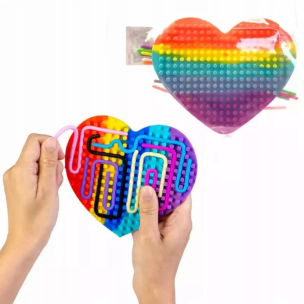 Układanka antystresowa serce. Wydawca: Trifox. Multiszop.pl Opakowanie Układanka antystresowa serce