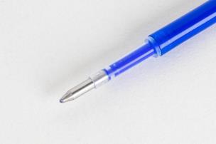 Wkład wymazywalny ER-03 niebieski. Wydawca: Fandy. Multiszop.pl Opakowanie Wkład wymazywalny ER-03 niebieski