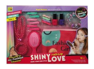 Zestaw do manicure. Wydawca: SWEDE. Multiszop.pl Opakowanie Zestaw do manicure