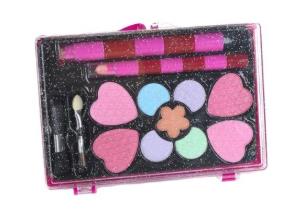 Zestaw kosmetyków prostokąt. Wydawca: Klein. Multiszop.pl Opakowanie Zestaw kosmetyków prostokąt