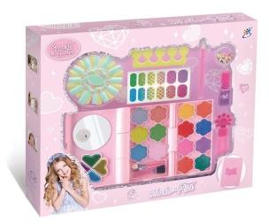 Zestaw kosmetyków. Wydawca: Merkpol. Multiszop.pl Opakowanie Zestaw kosmetyków