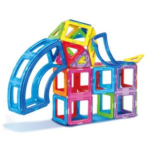 Zestaw kreatywny Magformers 90 elementów. Wydawca: MAGFORMERS. Multiszop.pl Opakowanie Zestaw kreatywny Magformers 90 elementów