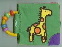 Okładka książki Książeczka szeleszcząca z grzechotką - Żyrafa