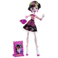 Opakowanie Monster High Upiorna sztuka Draculaura