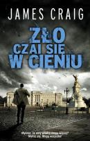 Okładka książki Zło czai się w cieniu