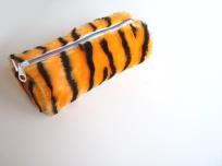 Okładka książki Piórnik POL 037 włochacz Tygrys MESIO.pl