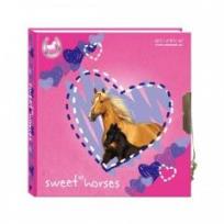 Opakowanie Pamiętnik z kluczykiem konie