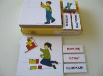 Okładka książki Bawi się...Czym?