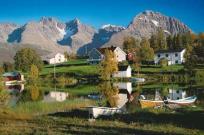 Opakowanie Puzzle 600 - Panorama gór AXEL