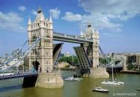 Opakowanie Puzzle 600 - Tower Bridge MAXIM