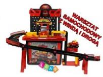 Okładka książki OGROMNY WARSZTAT Z DROGĄ 2m + WINDA STACJA NAPRAW