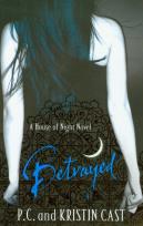Okładka książki House of Night 2 Betrayed