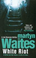 Okładka książki White Riot